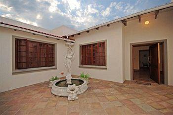 354 On York Avenue Hotel Randburg Exterior foto